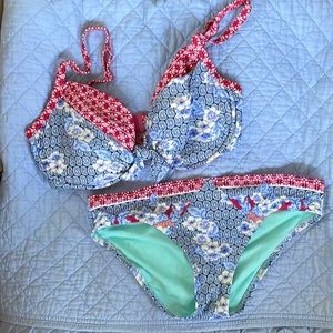 EUC Blush Profile “bandana” print bikini